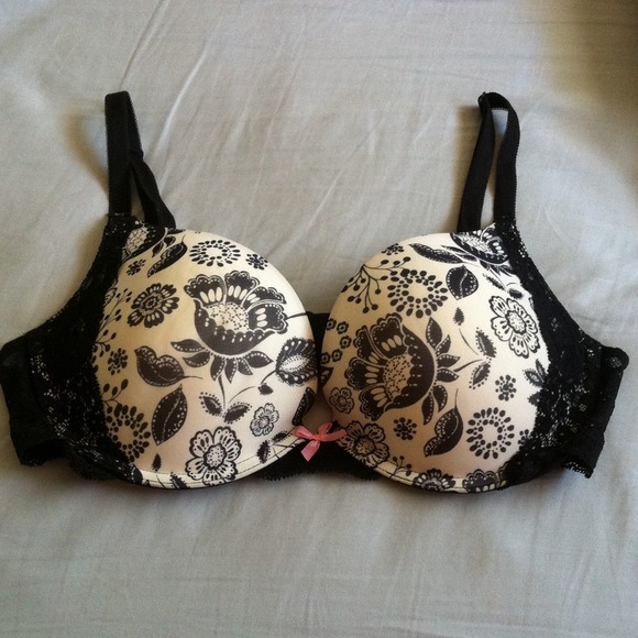 Victoria's Secret bra
