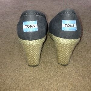 Toms Wedges