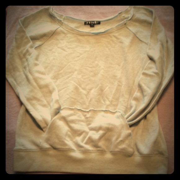 🌊Volcolm Seafoam Green Pullover🌊