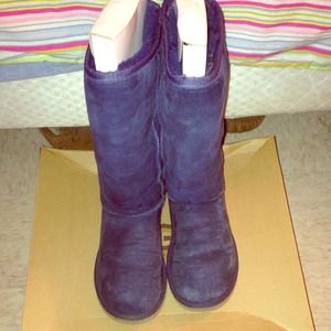 Tall Navy blue Uggs