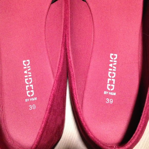 Oxblood flats - Picture 2 of 4