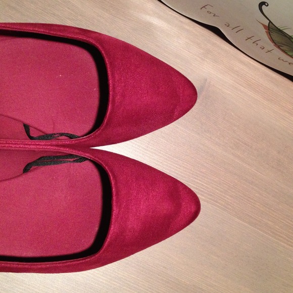 Oxblood flats - Picture 3 of 4