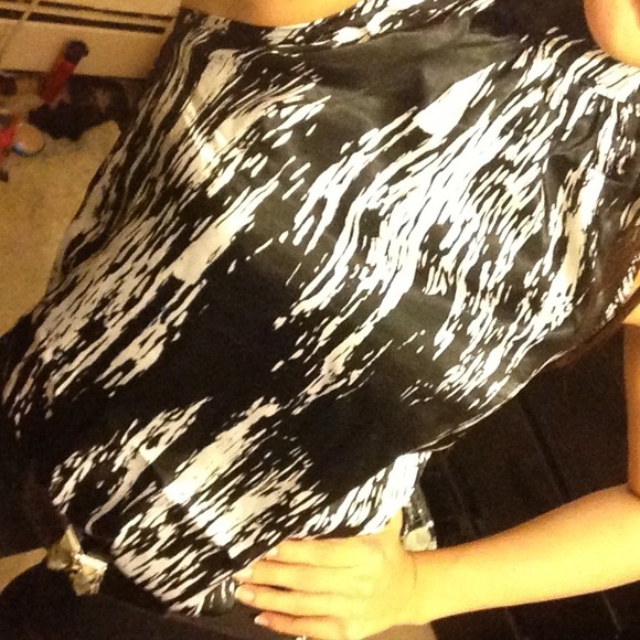 DATE NIGHT!! - Picture 3 of 4