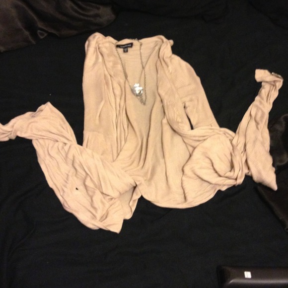 BEBE SHALL - Picture 4 of 4