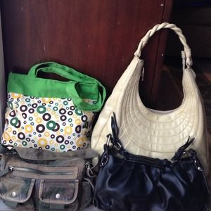 BUNDLE 4 different Bags