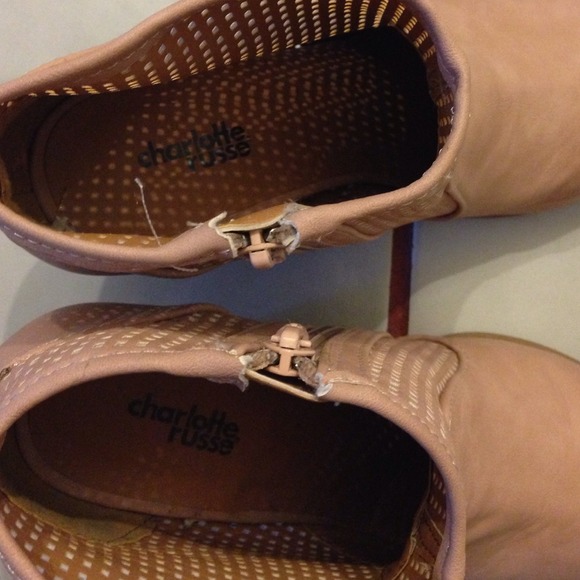 ✨SOLDinBundle✨Cowboy inspired booties - Picture 4 of 4