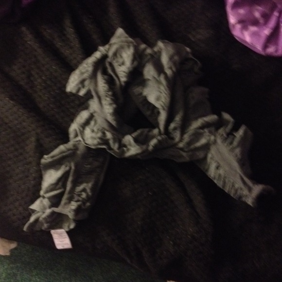 Grey frilly scarf