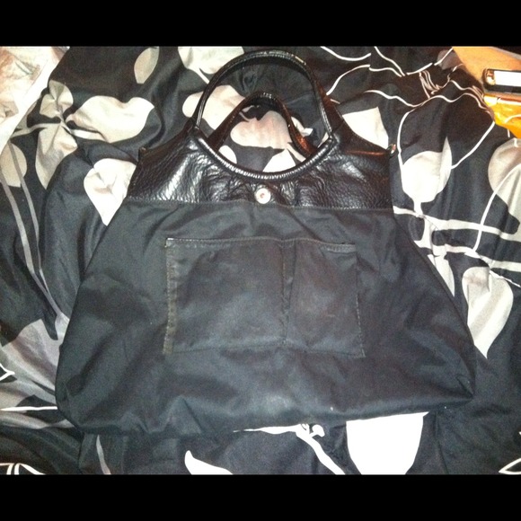 Black handbag - Picture 2 of 4