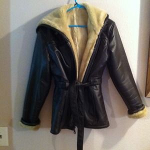 Leather jacket lined