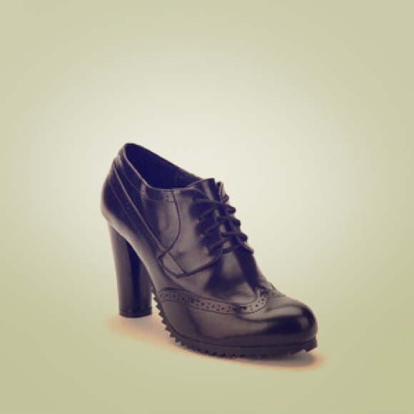 Killer Oxford Heels