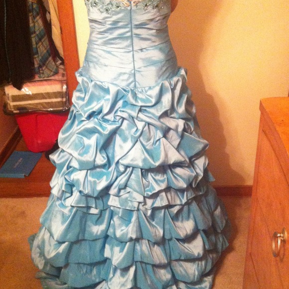 Prom/evening dress - Picture 4 of 4