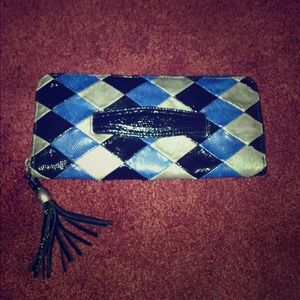 💲PRICE DROP💲 The Limited clutch