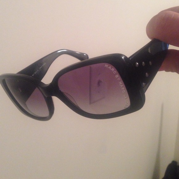 Marc by Marc Jacobs Accessories - Marc Jacobs authentic