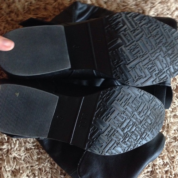 ❌❌SOLD IN BUNDLE❌❌Black riding boots - Picture 4 of 4