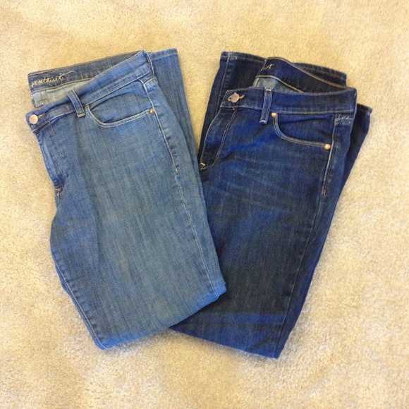 2 pairs old navy jeans size 12 Short
