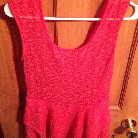 Lace top - Picture 3 of 4