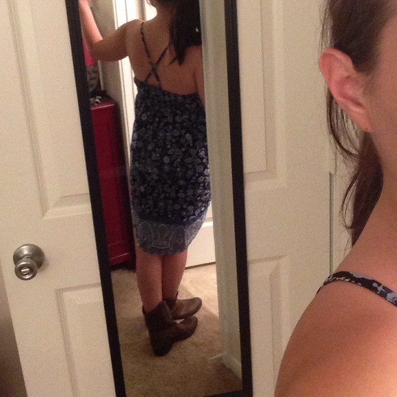 🌻Cute blue floral dress! - Picture 2 of 4