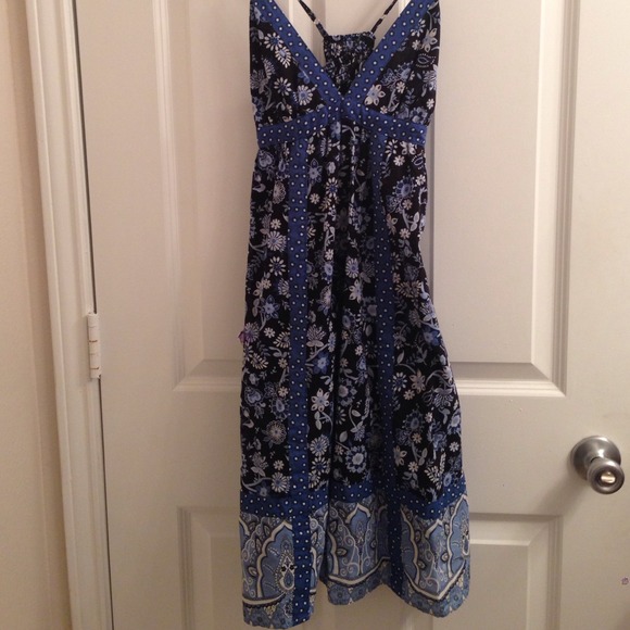 🌻Cute blue floral dress! - Picture 3 of 4