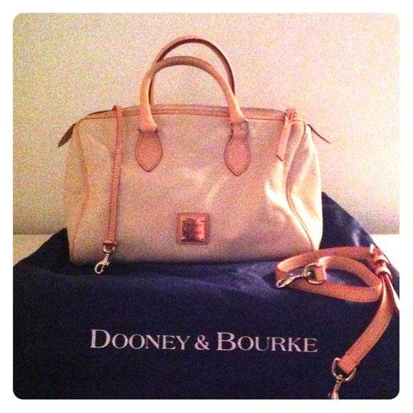 Auth Dooney & Bourke leather speedy handbag