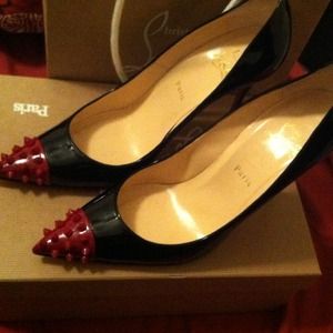Christian Louboutin (Authentic)  SIZE 41