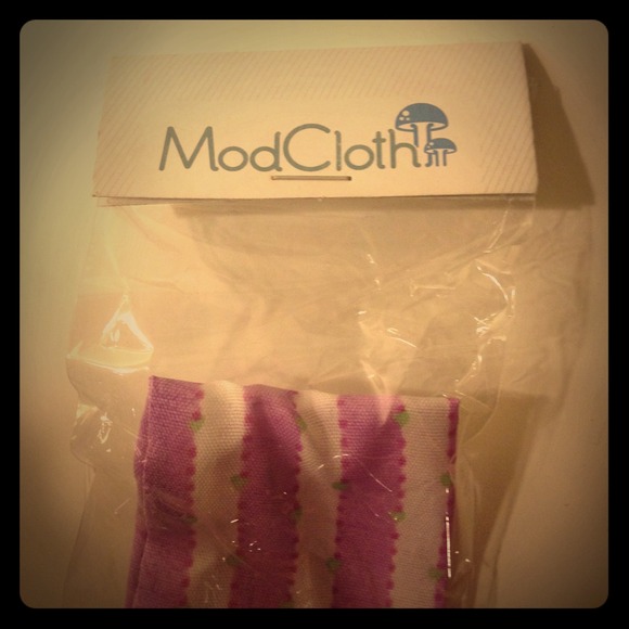 ModCloth wire tie headband