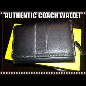 AUTHENTIC LEATHER Coach wallet. Good condition