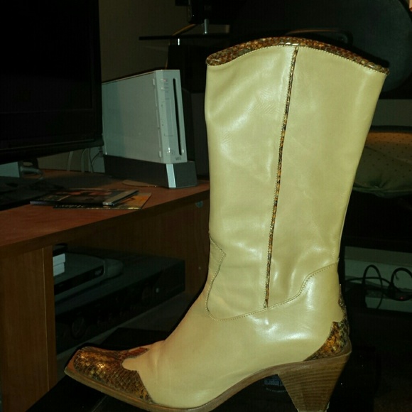 Western Cowgirl Boot (Genuine Italian Leather) - Picture 4 of 4