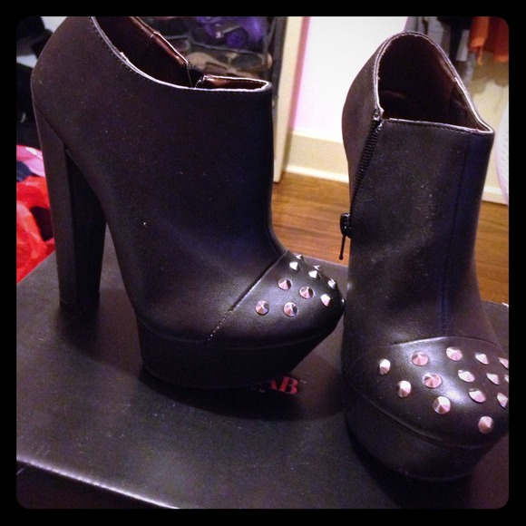 Just fab booties!