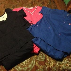 Scrub Bundle for Beckalyn!!