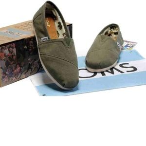 Olive Green Mens TOMS Shoes!