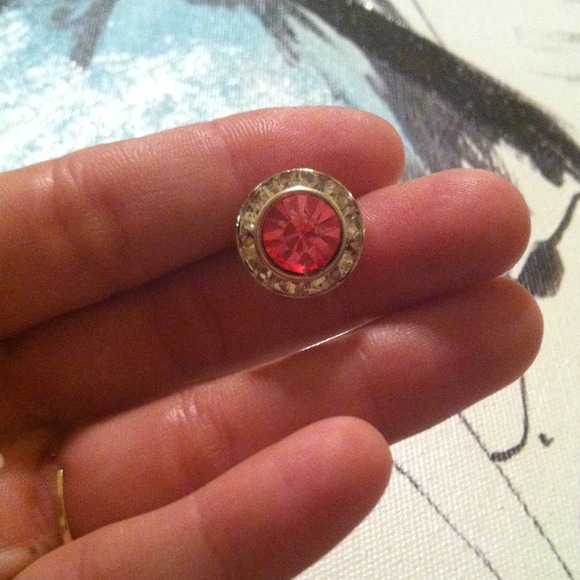 Earrings - Picture 2 of 3