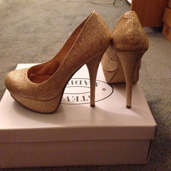 Steve Madden heels - Picture 2 of 3