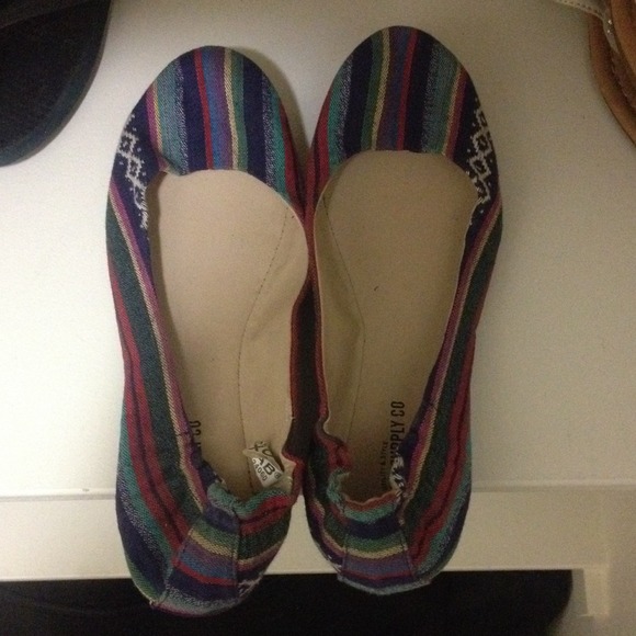 Stripe colorful flats