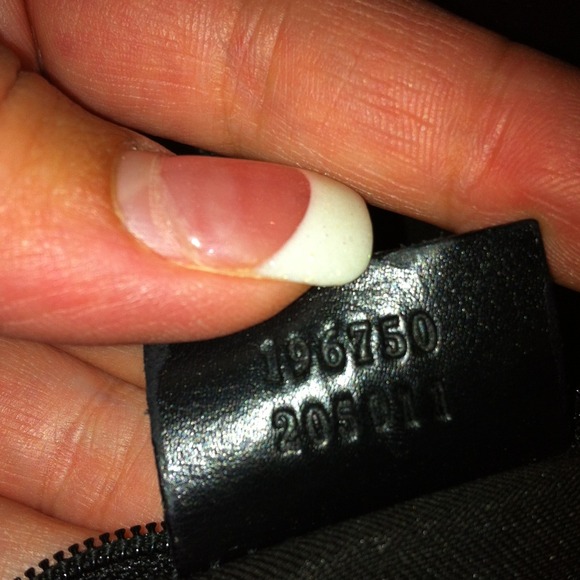 4@azulpacifica ๐HP 7/12/14 Authentic Gucci Tote - Picture 3 of 4