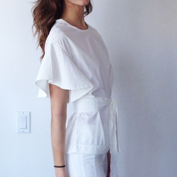 ✖️ SOLD OUT ✖️ Style Mafia White Kimono Top - Picture 3 of 4