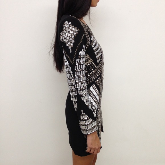 ✖️SOLD OUT✖️Style Mafia Tresor Dress - Picture 2 of 4