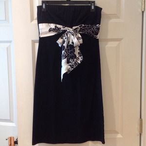 Black strapless dress