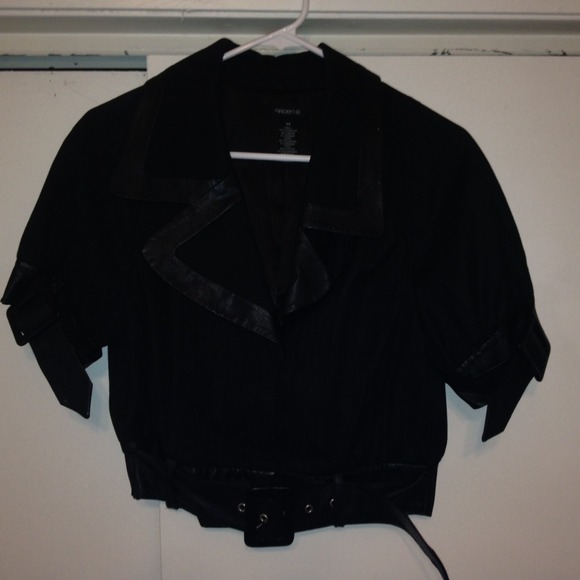 Arden B jacket - Picture 2 of 2