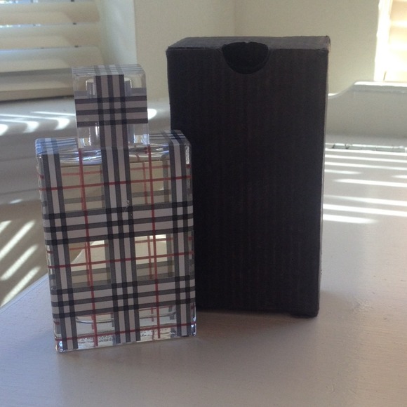 Burberry Brit perfume
