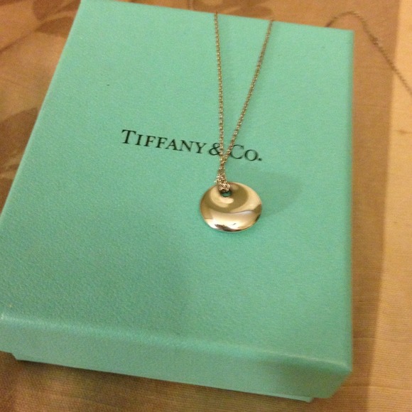 Make an offer! 100%Authentic!! (Ring not for sale) - Picture 2 of 4