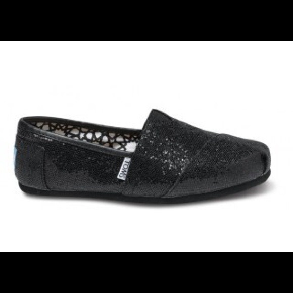 ON HOLD Sparkle Black Toms
