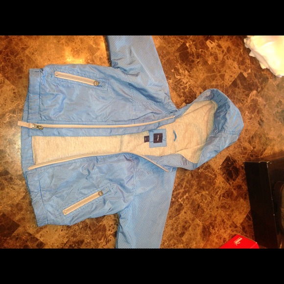 Gap Windbreaker