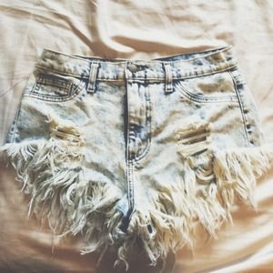 High waisted fringed shorts