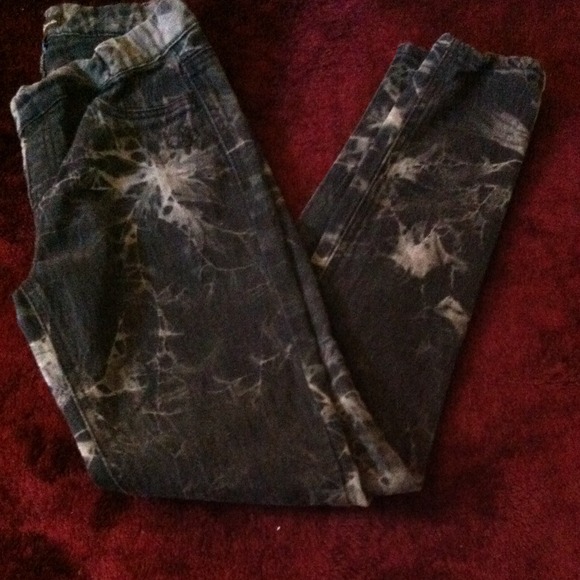 🚫🚫TRADED❗️Hot❗️❗️ south pole stretchy jeans - Picture 3 of 4