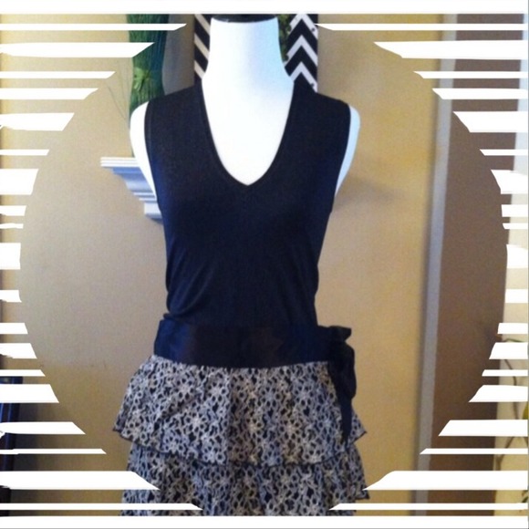 ❤Dolce&Gabbana mini💥gifted to pff with great legs - Picture 2 of 4