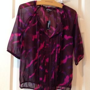 Express top with tags