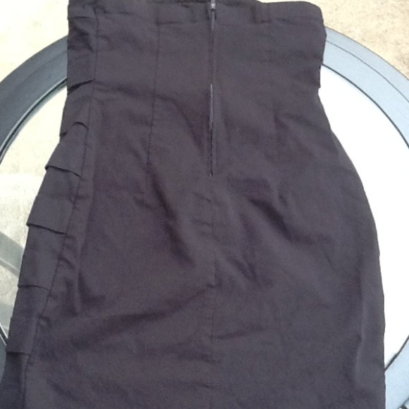 Black Dress - Picture 2 of 2