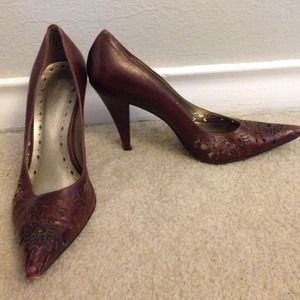 BCBG Girls pumps