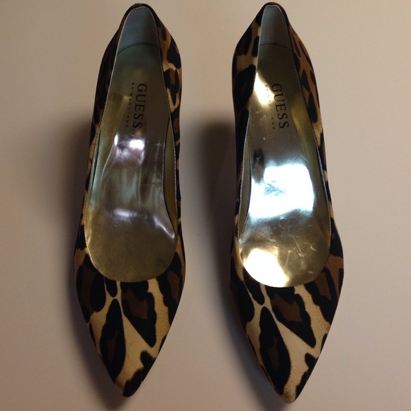 Leopard GUESS by Marciano heels