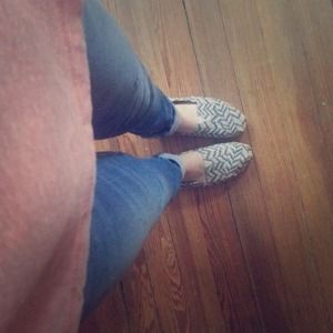 Burlap Aztec TOMS ***ON HOLD***